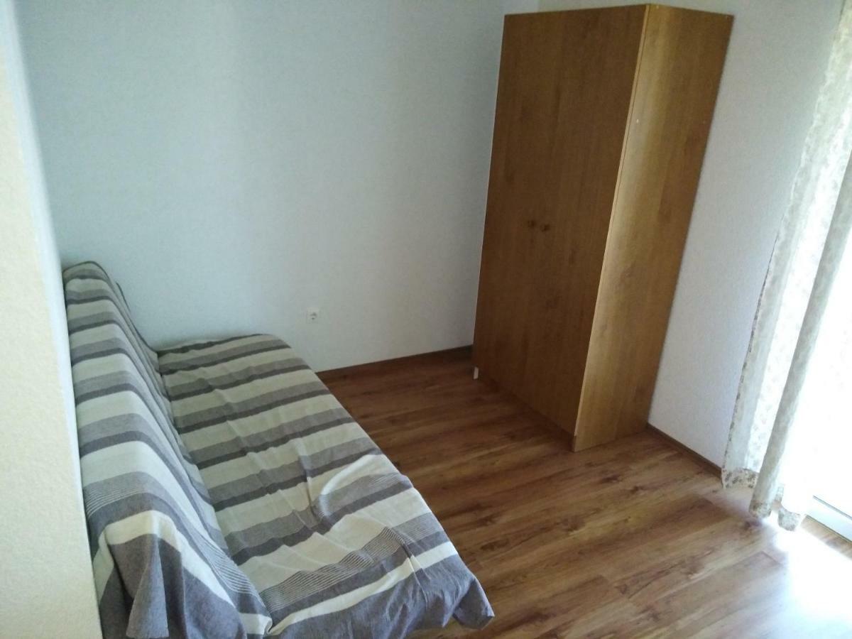 Apartman Rodic Omis Exterior photo